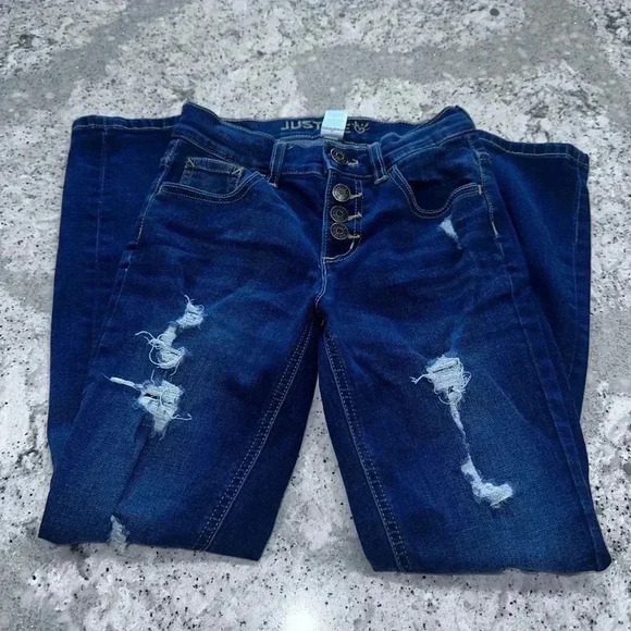 Jeans - Picture 2 of 5